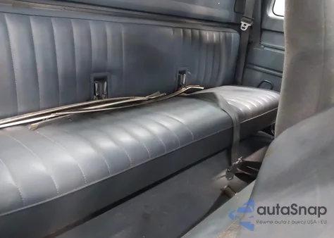 1993 Ford F250 z USA, uszkodzony, nr VIN 1FTHX26M5PKA65476